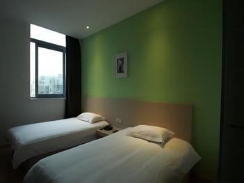 Motel 168 Shanghai Pudong Huinan Metro Station Tesco Xangai Exterior foto